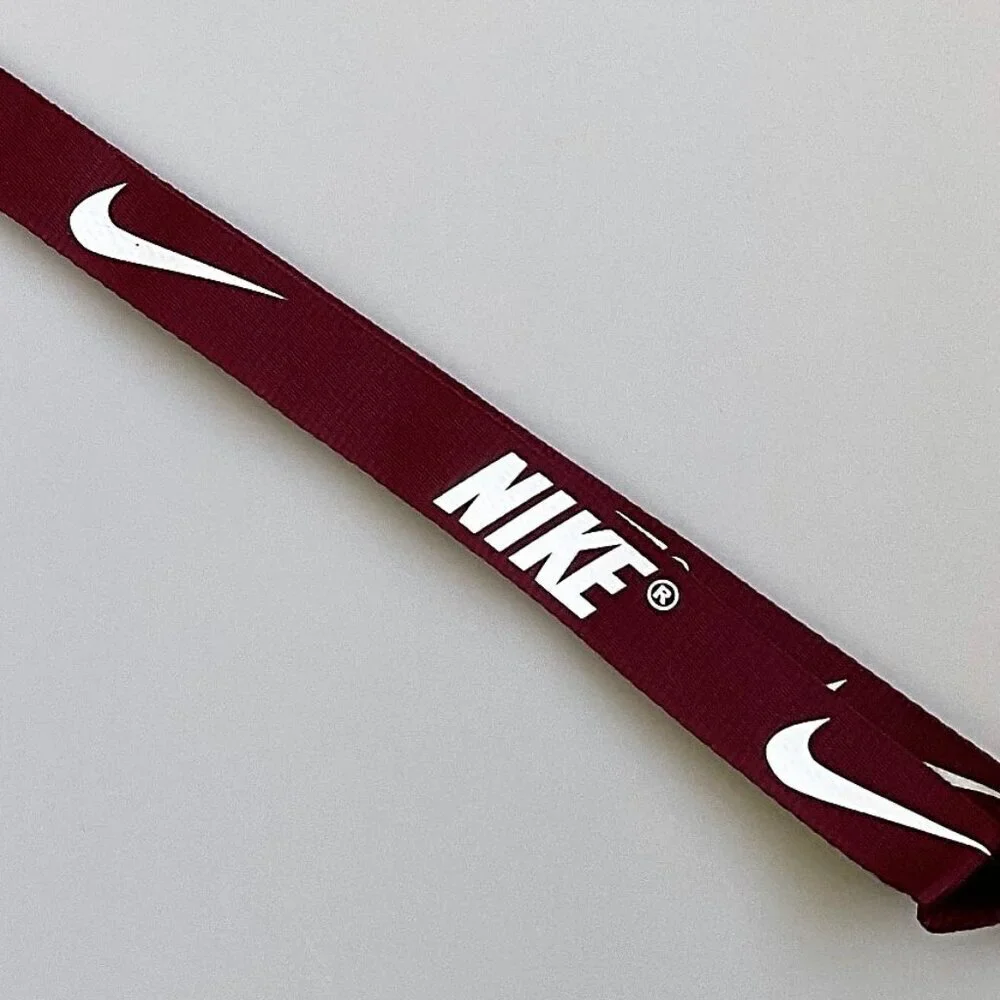 Nike lanyard detachable